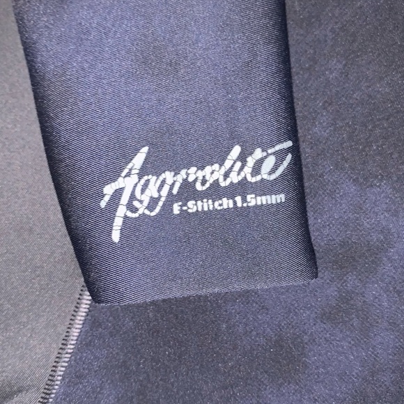 Rip curl wetsuit top - Picture 4 of 5